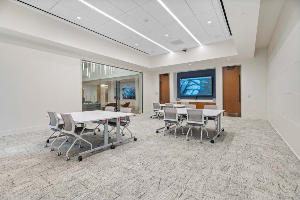 19.Indeed Tower_C_Pods Set-Up_Villaframed Web 10.11.23