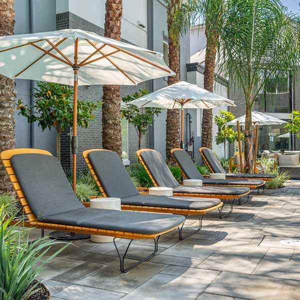 600x600Interior Eton4